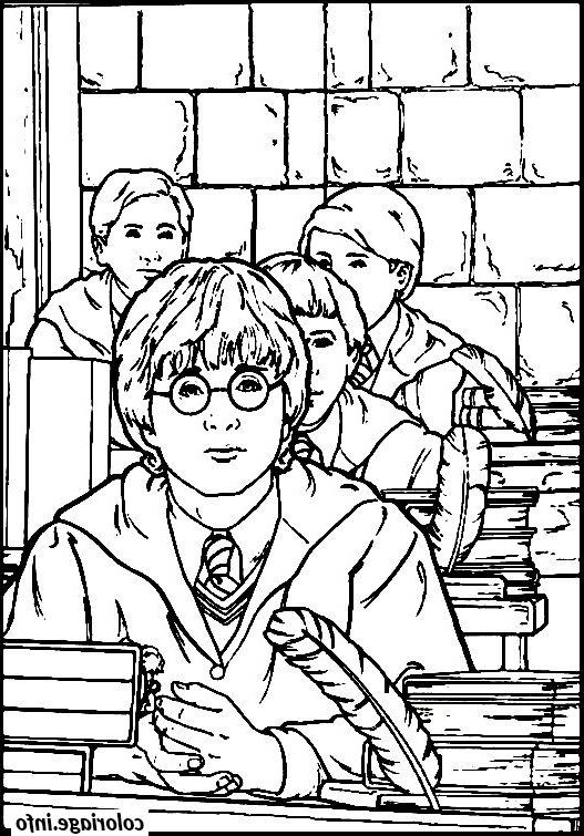 Dessin Harry Potter Poudlard Nouveau Collection Coloriage Harry En Classe A Poudlard Jecolorie