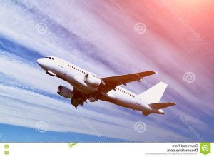 Image D&amp;#039;avion à Imprimer Impressionnant Photos Fond De Voyage Avec Le Vol D Avion Dans Le Ciel Bleu